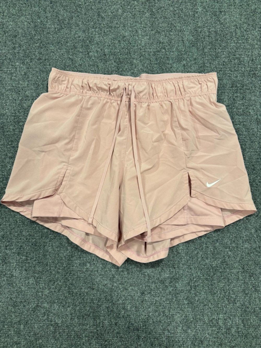 Nike Dri-FIT 2-in-1 Running Shorts Rose Color Mesh Performance Size Small